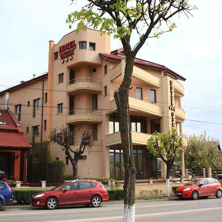 Oscar Hotel Cluj Napoca Bagian luar foto